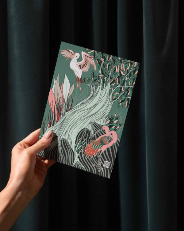 Carte postale Ibis : illustration de deux ibis dans un décor végétal stylisé, l’un en vol, l’autre posé avec grâce.